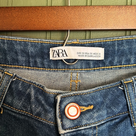 EUC - ZARA jeans - Picture 4 of 6